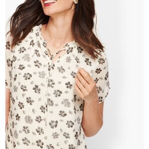Women's Talbot's Tie Neck Flutter Flower Top Small Petite White Grey Silver